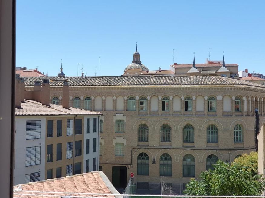 Апартаменти Casco Historico, Con Parking Incluido Сарагоса Екстер'єр фото
